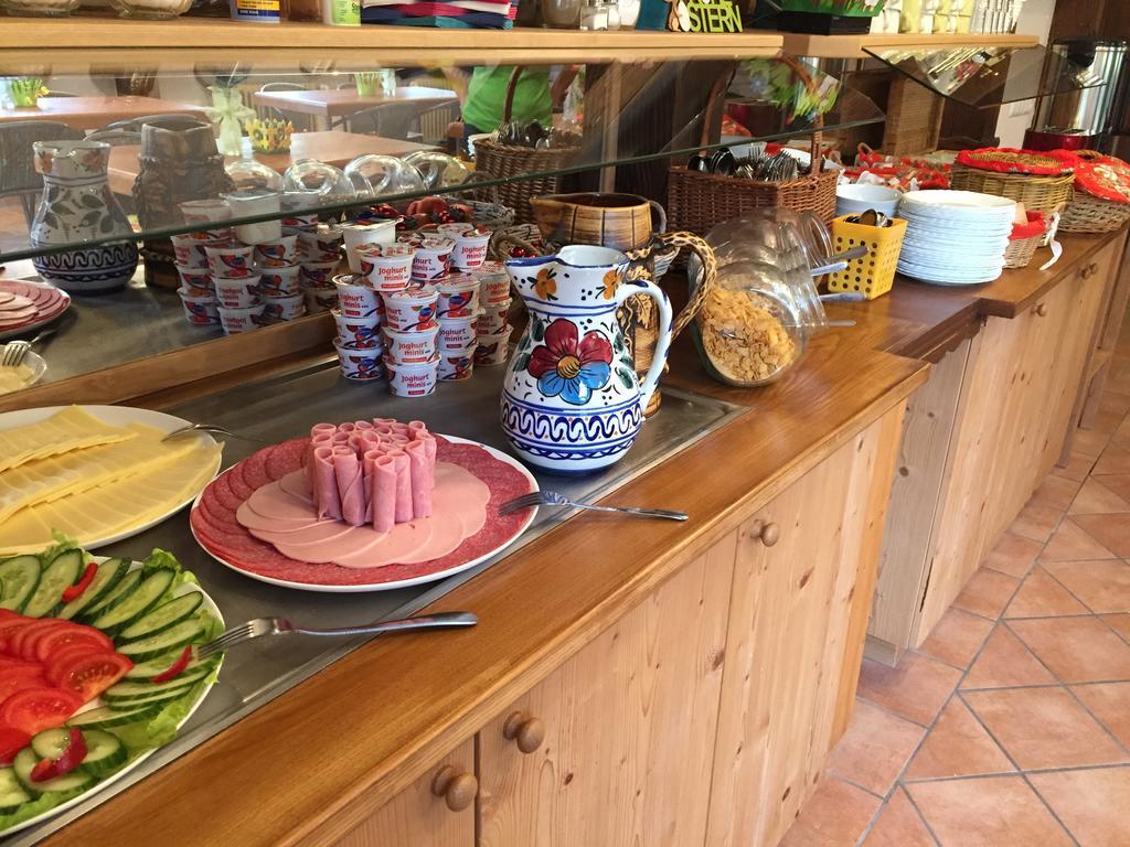 Kraehenbad Hotel Alpirsbach Bagian luar foto